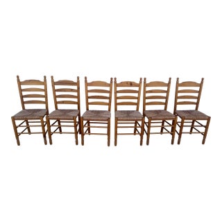 Mid 20th Century Set of 6 Ladder Back Shaker Farm House Chairs With Rush Seats For Sale