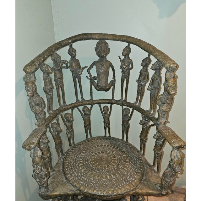 African Mid 20th Century Cameroon Bronze Female Ceremonial Throne For Sale - Image 3 of 14