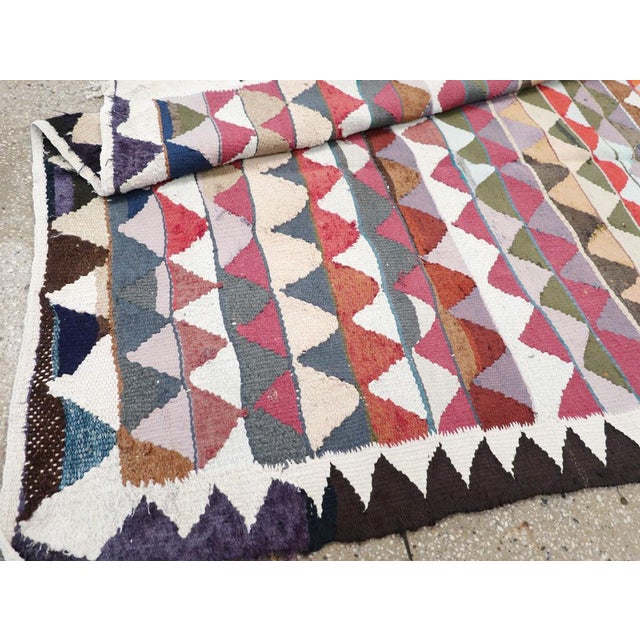 Galerie Shabab Collection Mid-20th Century Persian Flatweave Kilim Rug For Sale - Image 10 of 10