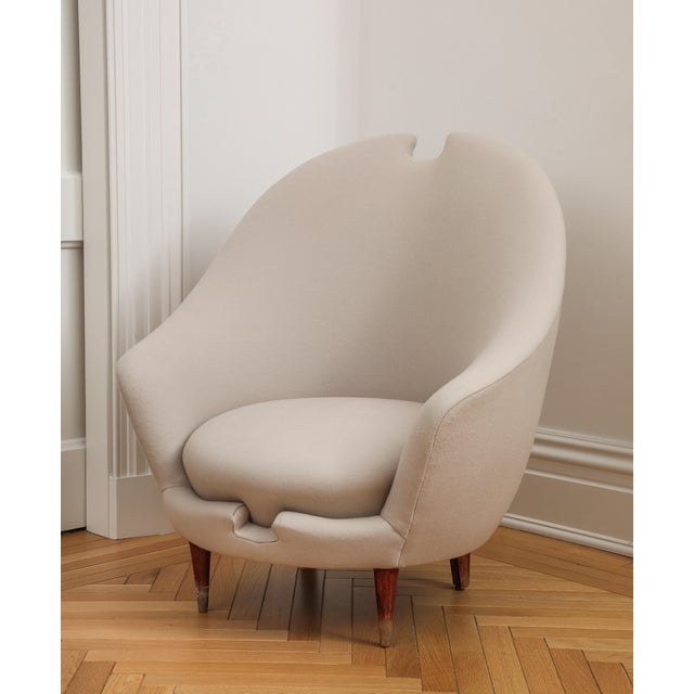 Ivory 1950s Italian Federico Munari Upholstered Curved Lounge Chair For Sale - Image 8 of 10