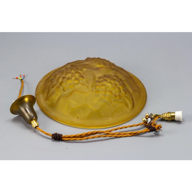 French Art Deco Frosted Amber Colored Pendant Light from ROS, 1930s For Sale - Image 12 of 18