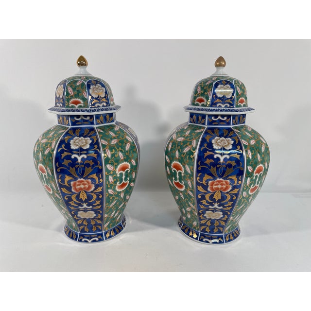 Japanese 1970s Japanese Otagiri "Kushan Kiln" Lidded Ginger Temple Jars - A Pair For Sale - Image 3 of 17