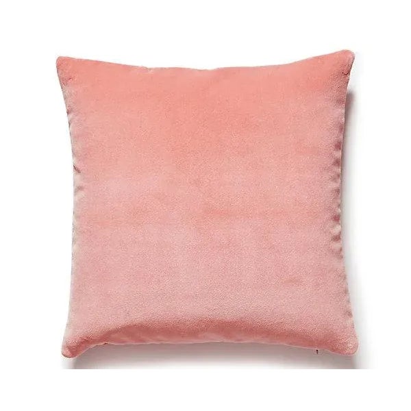 Scalamandré is a heritage American textile brand rooted in luxury and high-end design since its inception in 1929. Founder...