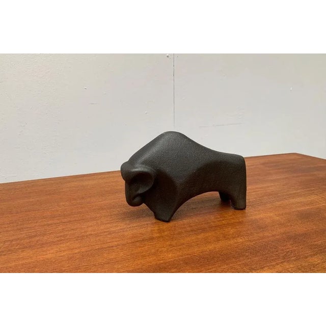 Vintage Cast Iron Bull Figurine For Sale - Image 4 of 17