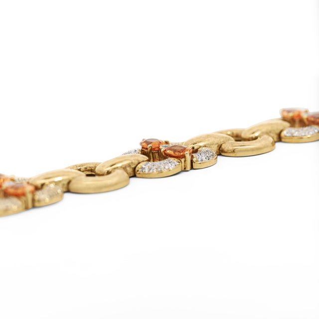12.75 Carat Oval Spessartine Garnet & Diamond 18k Gold Wide Oval Link Bracelet For Sale - Image 4 of 6