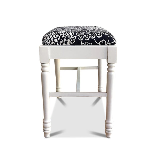 Farmhouse Small Farmhouse Upholstered Bench For Sale - Image 3 of 9