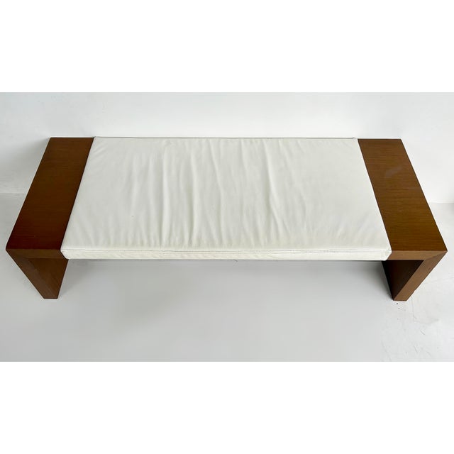 Mid-Century Modern Late 20th Century Contemporary Modern Artefacto Leather and Wood Bench For Sale - Image 3 of 7