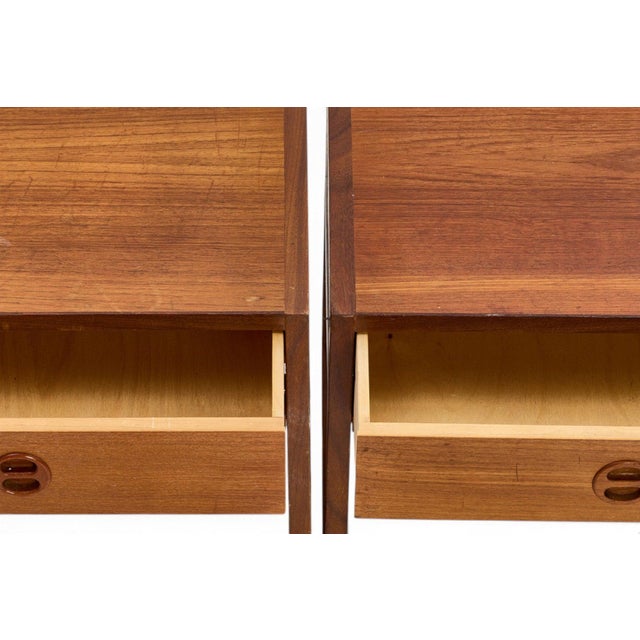 Mid 20th Century Mid 20th Century Pair of Low Teak Hallway Chests Attributed to Arne Wahl Iversen For Sale - Image 5 of 5