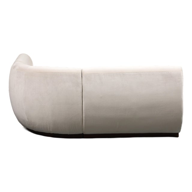 3-Piece Dining Banquette With Rounded Corner in Ivory Velvet For Sale