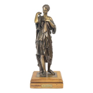 Sculpture of Diana, Early 20th Century, Patinated Bronze on a Wooden Base For Sale