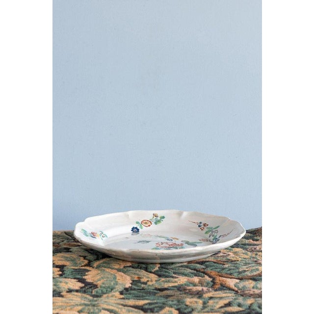 Italian Faience Rose Plates, 18th Century, Set of 2 For Sale - Image 6 of 8