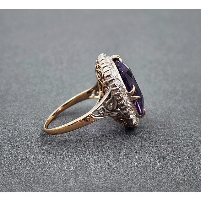 1960s 16.00 Ct Vintage Amethyst & Diamond Ring Size 7.5 For Sale - Image 5 of 8