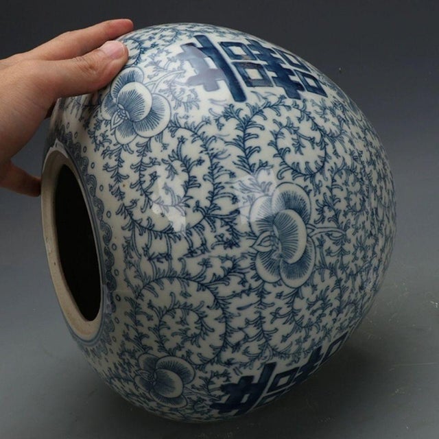 Ceramic Blue and White Porcelain Double Happiness Lidded Melon Ginger Jar Chinoiserie Decor For Sale - Image 7 of 8