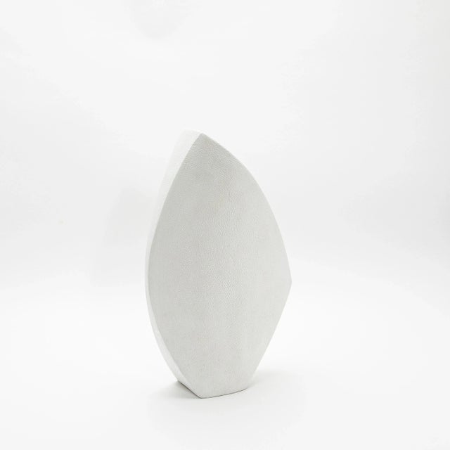 Modern Modern Shagreen Vase by R&y Augousti For Sale - Image 3 of 12