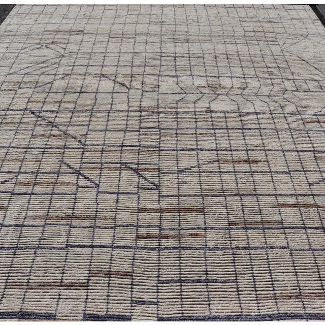 Keivan Woven Arts Large Modern Moroccan Rug in Minimalist Design 9'10 X 14'1 For Sale - Image 4 of 12