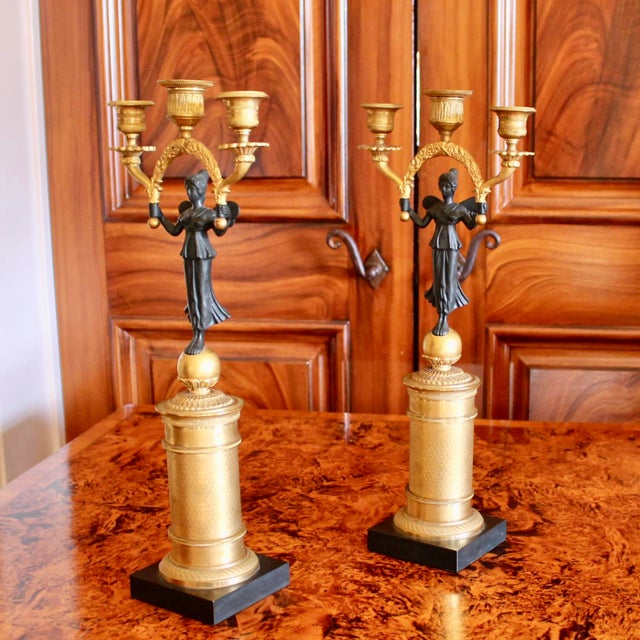 French Pair of Continental Gilt Figural Neoclassical Candelabra For Sale - Image 3 of 15