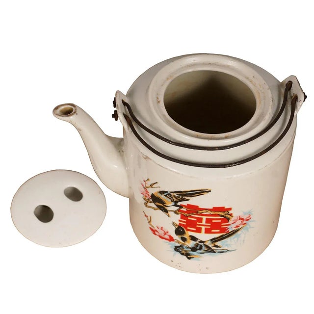 20th Century Chinese Porcelain Double Happiness Tea Pot For Sale In Los Angeles - Image 6 of 8