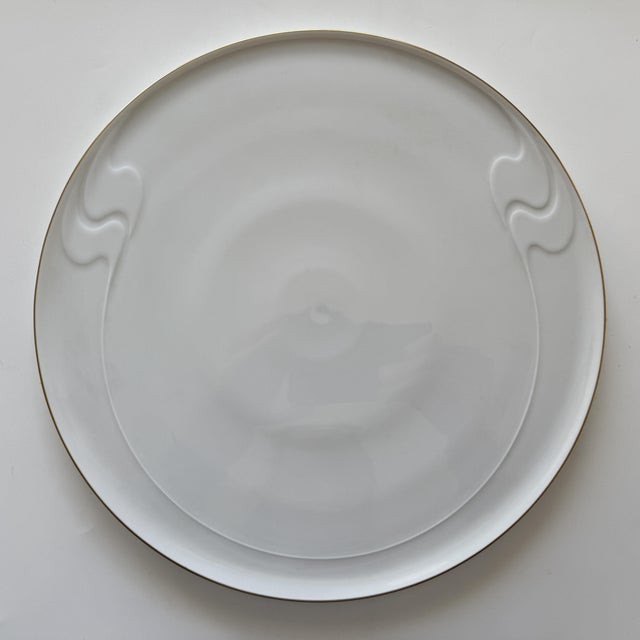 Postmodern Asimmetria Gold Rim Cake Plate by Björn Wiinblad for Rosenthal, 1990s For Sale - Image 3 of 4