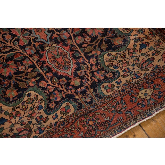 Textile 1920s Antique Persian Farahan Sarouk Roundel Medallion Wool Rug For Sale - Image 7 of 14