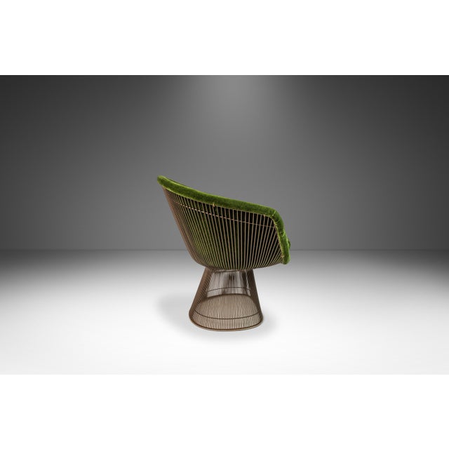 1970s Mid-Century Modern 'Platner' Lounge Chair by Warren Platner for Knoll in Luxurious Green Kravet Couture Mohair, Usa, Circa 1973 For Sale - Image 5 of 12