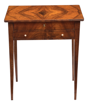 Biedermeier Side Table in Walnut, 1820