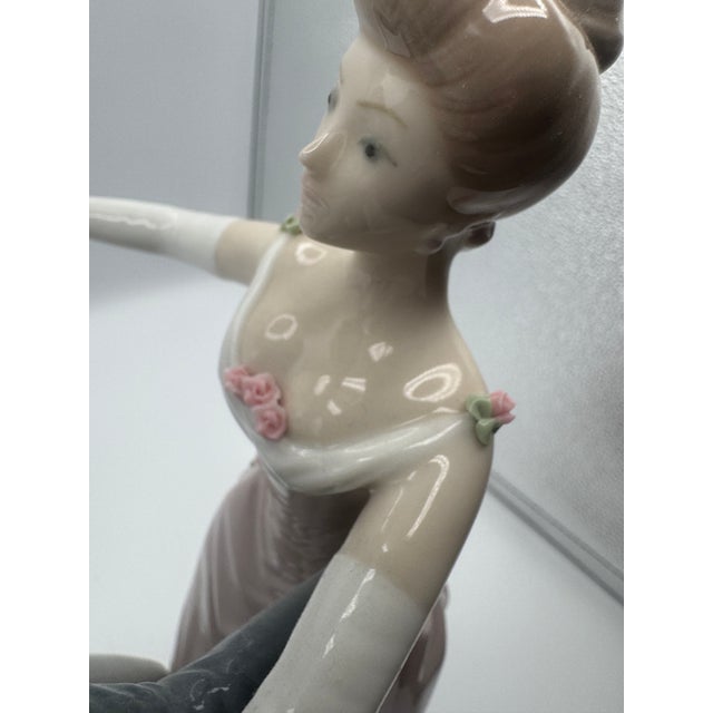 Ceramic Vintage Lladró "Anniversary Waltz" Porcelain Figurine No. 1372 by Antonio Ballester For Sale - Image 7 of 7