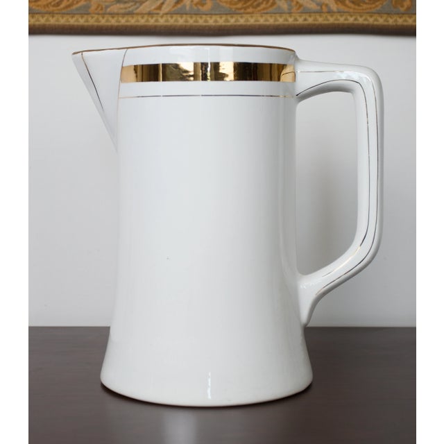 Belgian Toilet Set Nimy with Gilded Decor, Set of 4 For Sale - Image 3 of 10