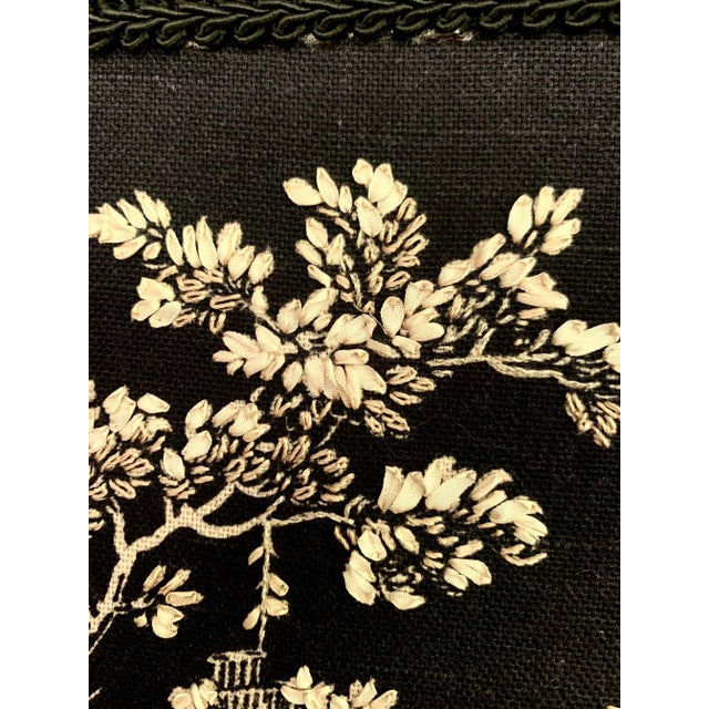 19th Century French Tapestry Fire Screen For Sale In Baton Rouge - Image 6 of 10