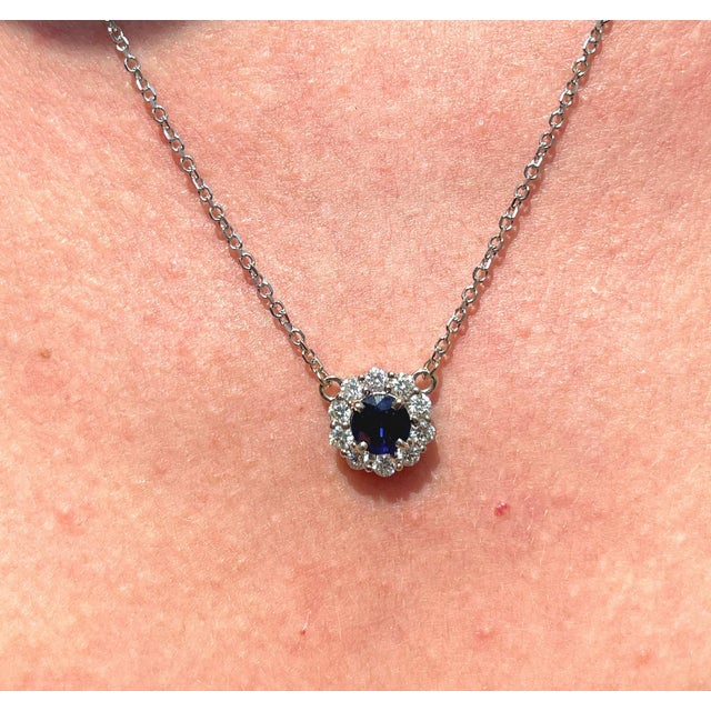 Sapphire Pendant Necklace With Earth Mined Diamonds in Solid 14k Gold, Round 6mm For Sale - Image 4 of 9