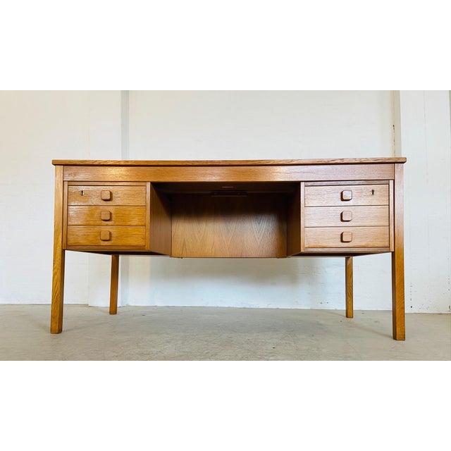 Mid-Century Danish Oak Desk from Domino Møbler, 1960s For Sale - Image 4 of 18