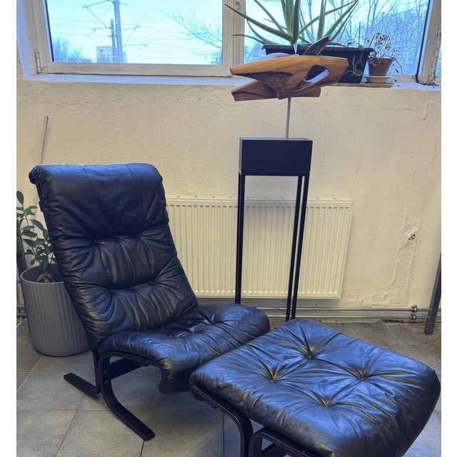 Animal Skin Set of Vintage Scandinavian Siesta Lounge Chair and Ottoman by Ingmar Relling for Westnofa, 1970s For Sale - Image 7 of 18