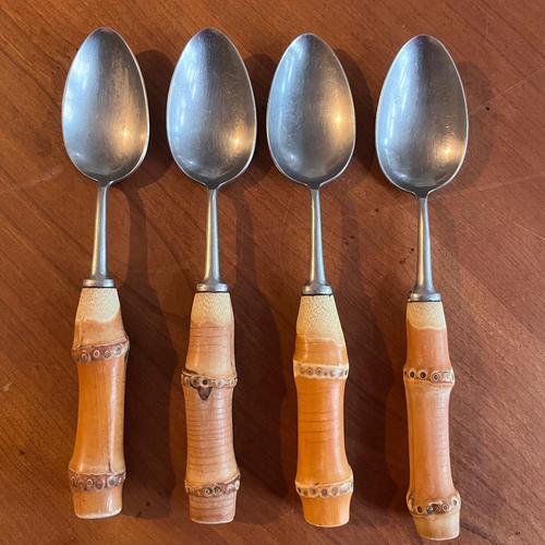 Vintage Bamboo Handled and Stainless Steel Flatware Set from Mills Moore, Set of 24 For Sale - Image 4 of 14