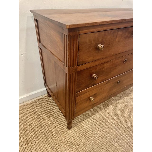 French Chest of Drawers in Walnut For Sale - Image 4 of 11