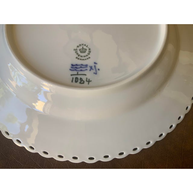 Ceramic 1960s Royal Copenhagen Blue Fluted Full Lace Plate 1084 For Sale - Image 7 of 8