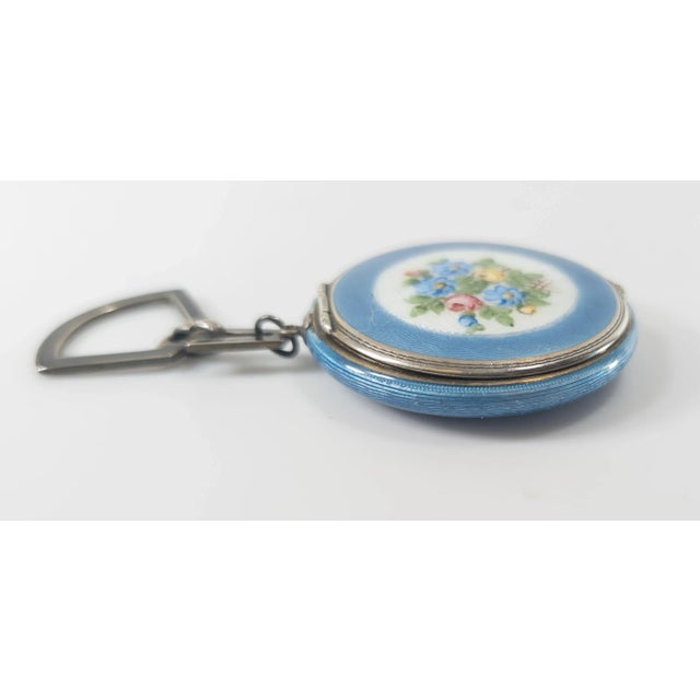 Early 20th Century Blue Guilloche Enamel Floral and Sterling Silver Makeup Compact For Sale In New York - Image 6 of 11