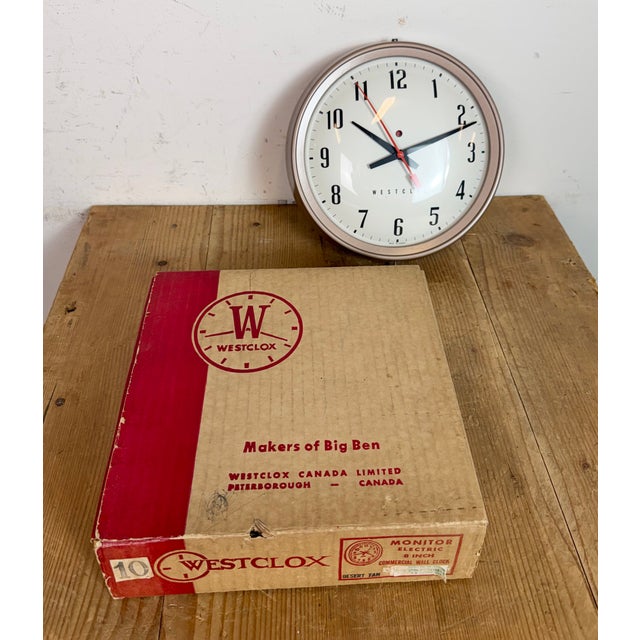 Industrial Brown Electric Station Wall Clock from Westclox, 1960s For Sale - Image 17 of 18