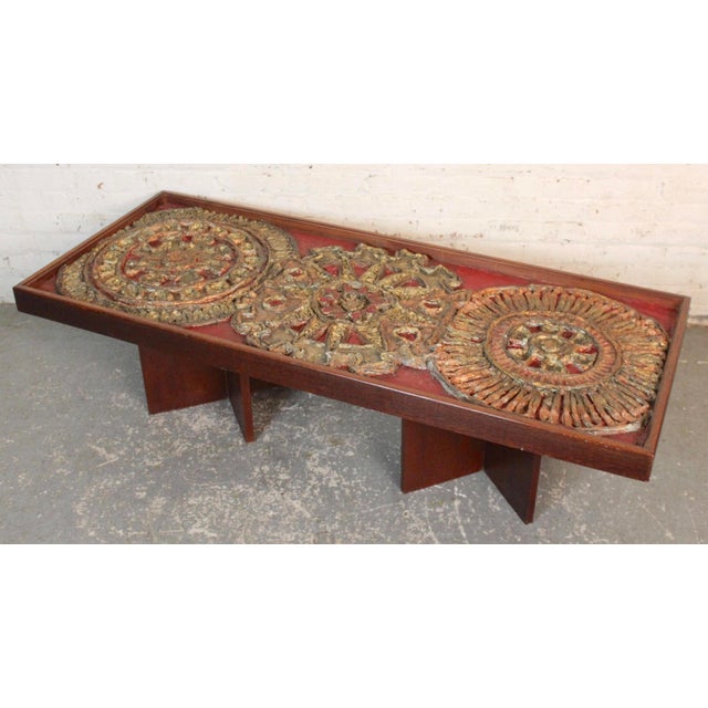 Mid 20th Century Resin Art Coffee Table For Sale - Image 4 of 13