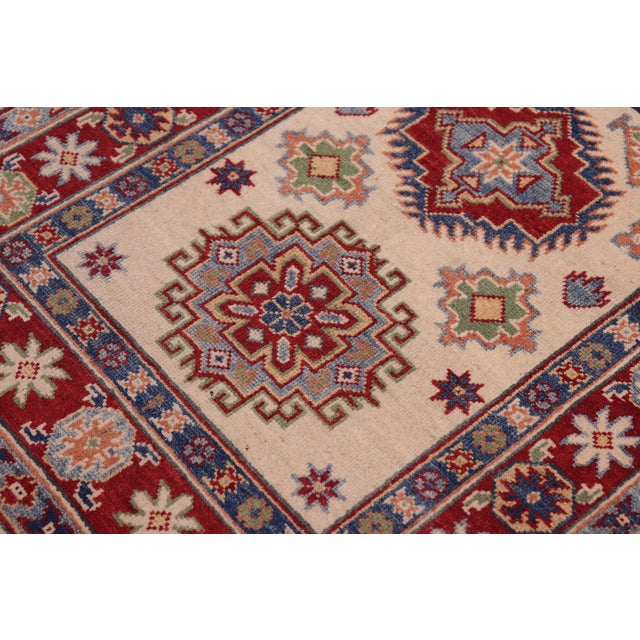1990s Bohemian Kazak Wade Gray/Beige Wool Runner Rug- 2'10''x8'0'' For Sale - Image 5 of 10