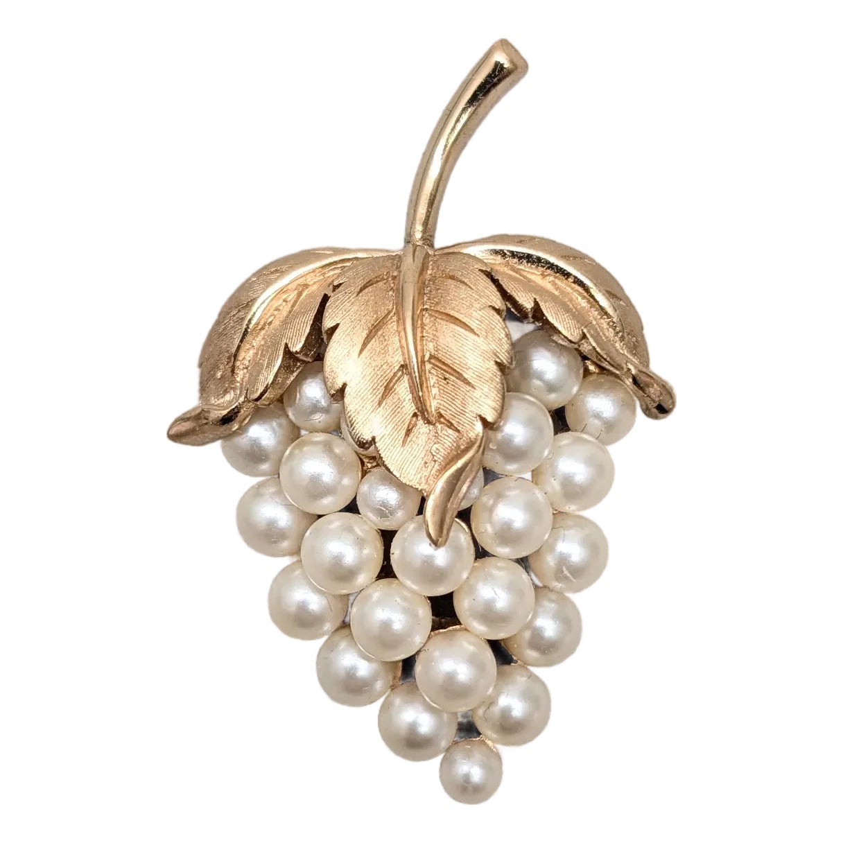 Vintage 1960s Signed Crown Trifari Goldtone Faux-Pearl Grape
