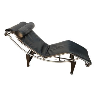 LC4 Chaise Lounge by Le Corbusier, Pierre Jeanneret and Charlotte Perriand for Cassina, 1970s For Sale