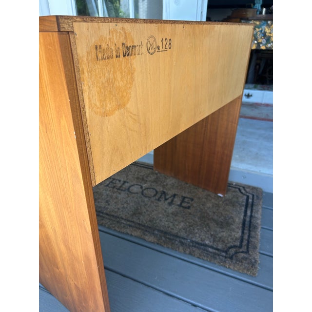 1960s Mid Century Danish Modern Teak Vanity/Desk by Arne Wahl Iversen for Vinde Molefabrik - For Sale - Image 11 of 12