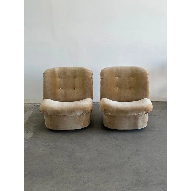 Postmodern 1980s Pair of Scoop Lounge Chairs in Champagne For Sale - Image 3 of 15