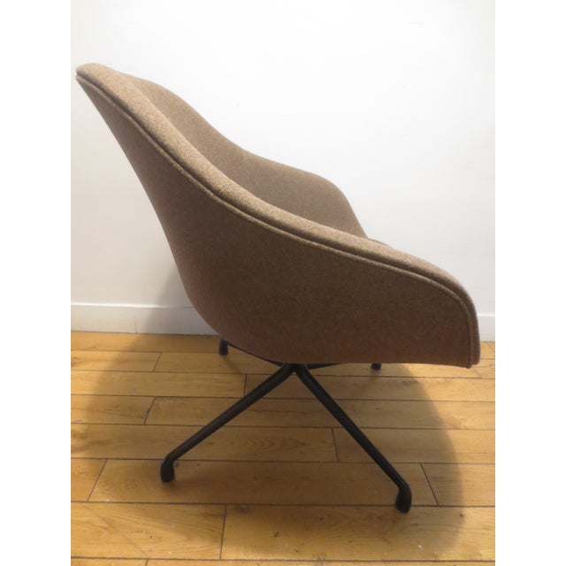 Hay About a Lounge Chair 81 in Grey-Brown Fabric, Aal81 For Sale - Image 4 of 7