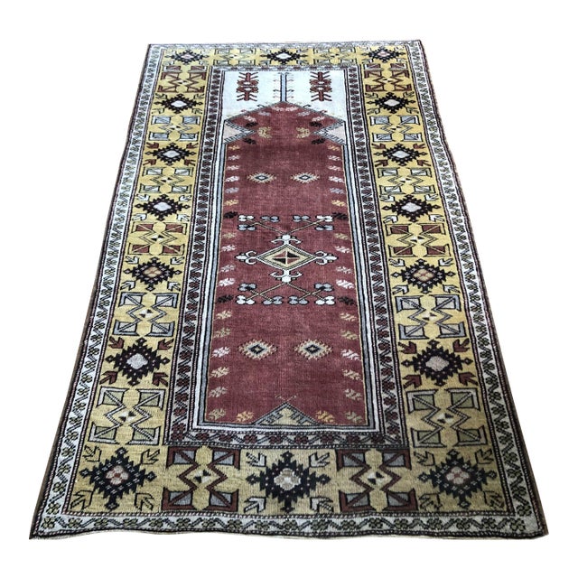 Vintage Turkish Rug: 1970s Prayer Design | 3'10"x6'9" For Sale