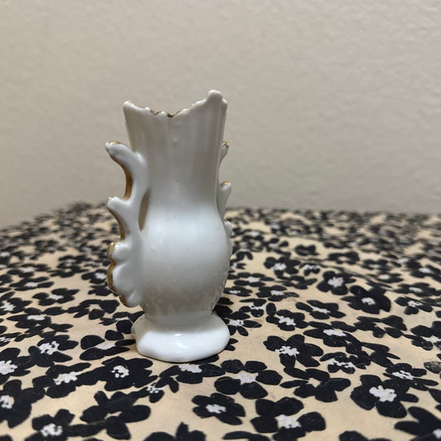 Ceramic Vintage Miniature Portrait Vase of Martha Washington With Gilded Accents For Sale - Image 7 of 10