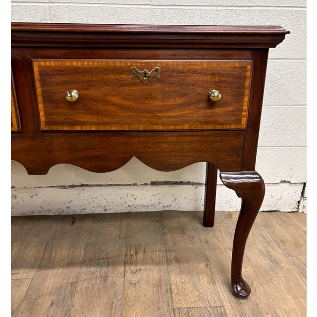 Vintage Henkel Harris Queen Anne Style Jamestown Colony Sideboard Buffet Credenza For Sale - Image 9 of 14