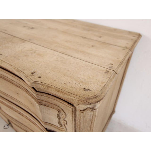 Antique German Baroque Bleached Oak Chest of Drawers, 1700s For Sale - Image 17 of 18