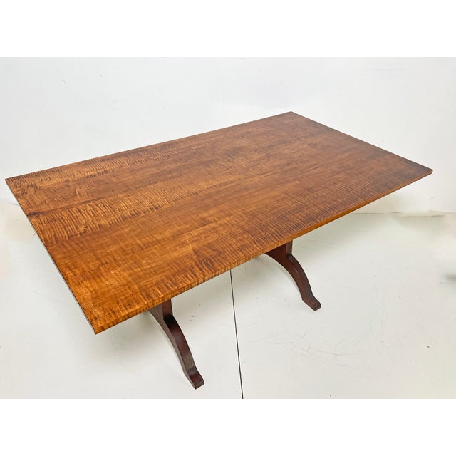 American Artisanal Shaker Style Tiger Maple Dining Table by Gary Adriance, Massachusetts For Sale - Image 3 of 7