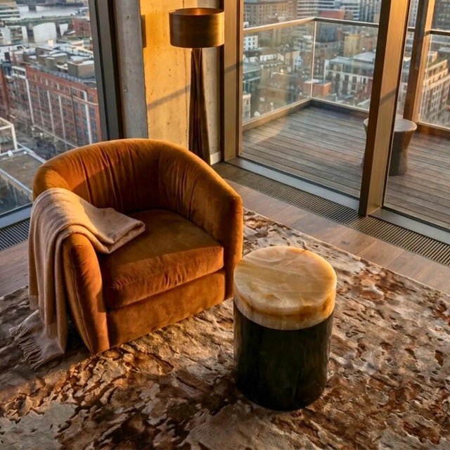 Contemporary Round Black Marble and Onyx Side Table by Forzini For Sale - Image 3 of 9