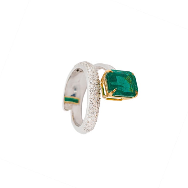 Natural Zambian Emerald 3.44cts & Diamond 0.93cts Ring in 18k gold For Sale - Image 13 of 18